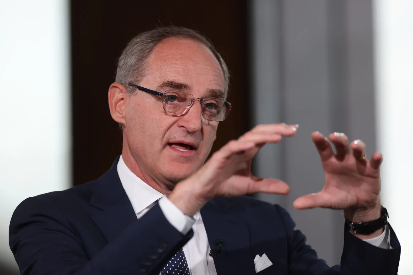 Patrice Louvet gestures