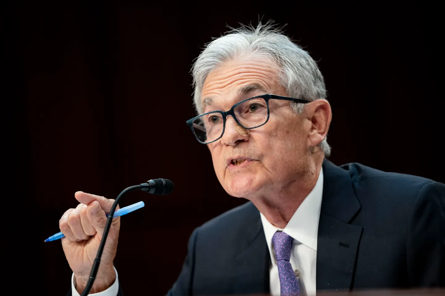 Fed’s Powell walks tightrope of being late but not ‘Mr. Too Late’