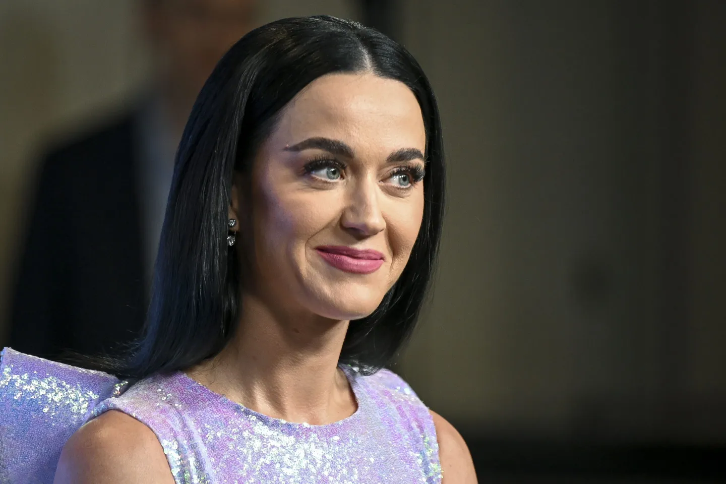 Katy Perry is ‘psychologically’ preparing for her Blue Origin spaceflight with Lauren Sanchez by repeating affirmations and studying string theory